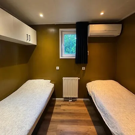 Leo L Tiny House L Panterprint, Buitenbad, Airco, Speeltuin, Bostuin Epe