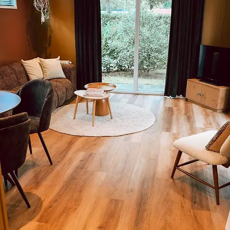 Vakantiehuis Boshuis Leo - Privé Tuinbad In Het Bos *